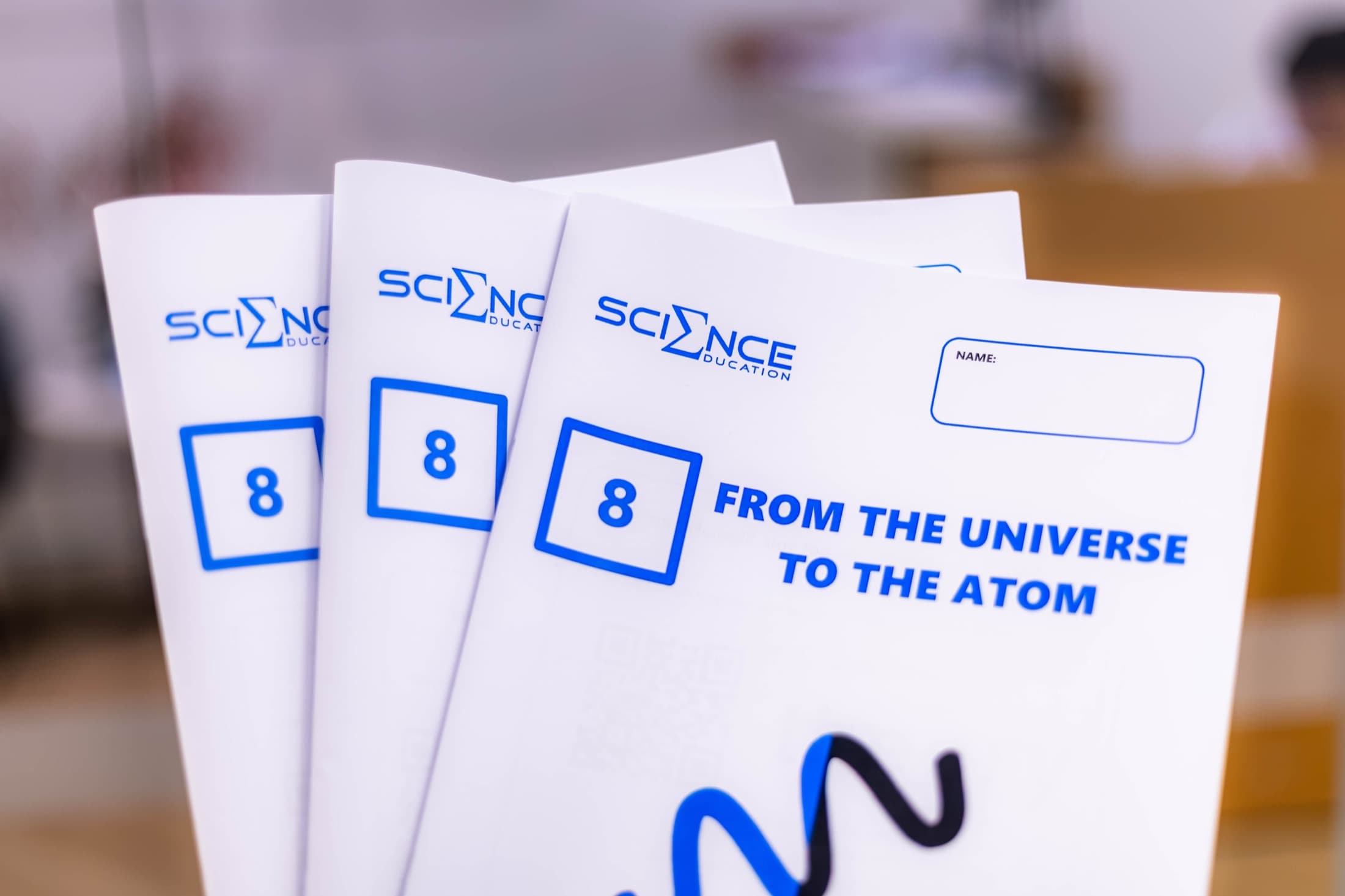 Sigma Science class booklets — From the Universe to the Atom